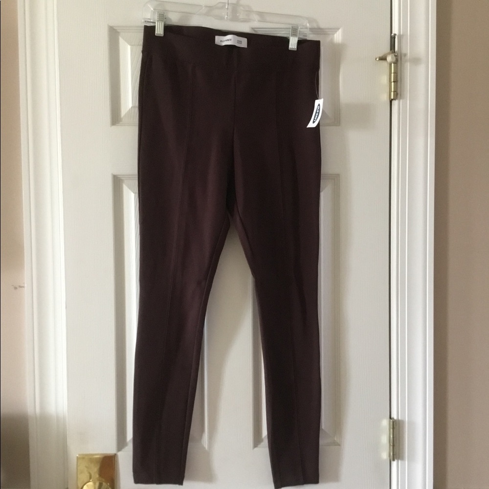 NWT Old Navy Stevie High Rise Pants Leggings- Medium- Maroon